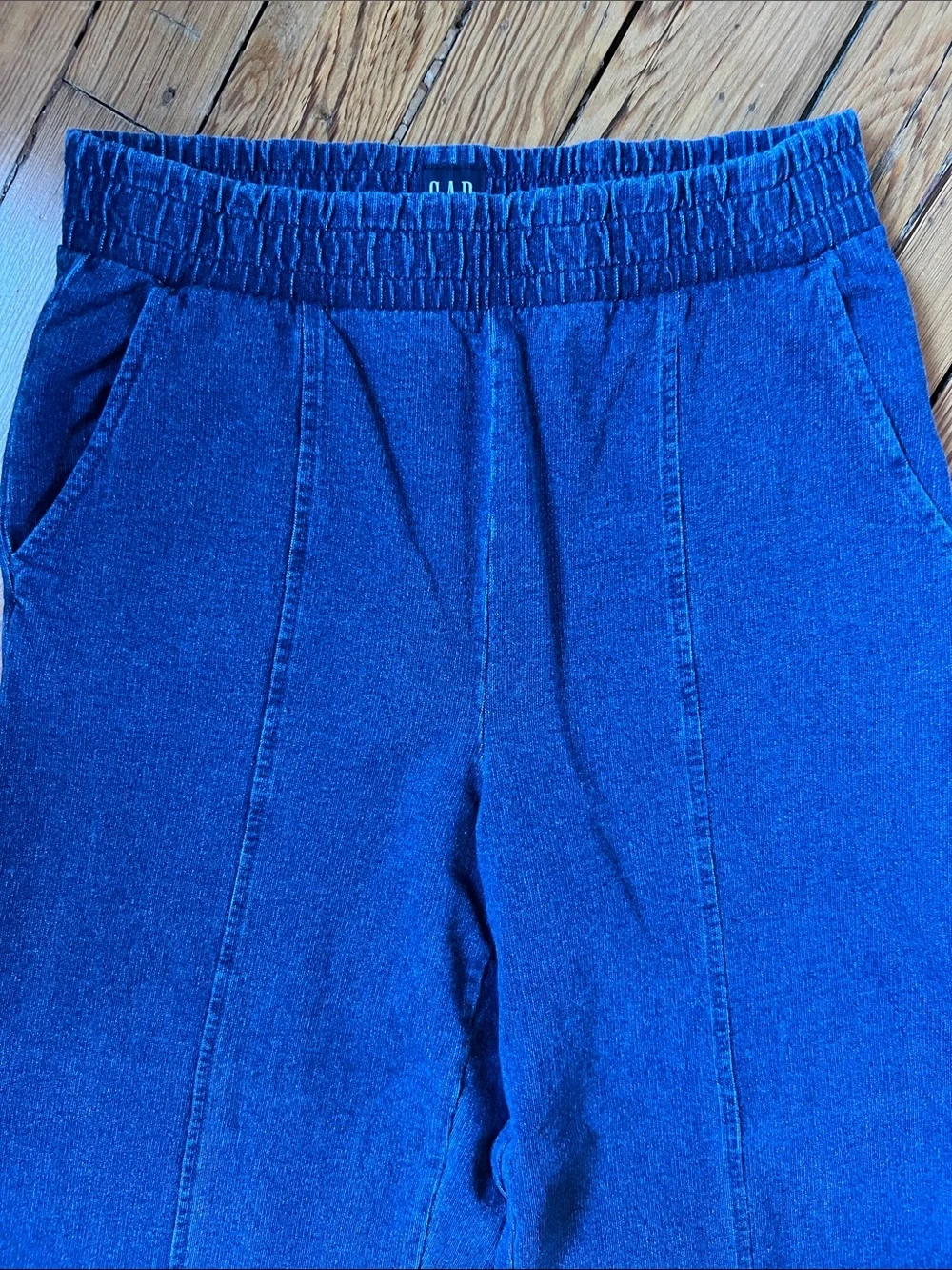 GAP Seamed Wide-Leg Sweatpants Jeans